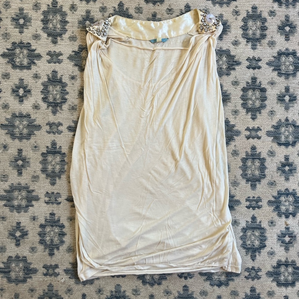 Leifnotes cream cowl neck top size s